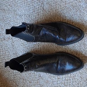 Zara booties sz 37